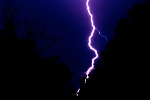 Lightning_Bolt_by_UndeadSamurai01